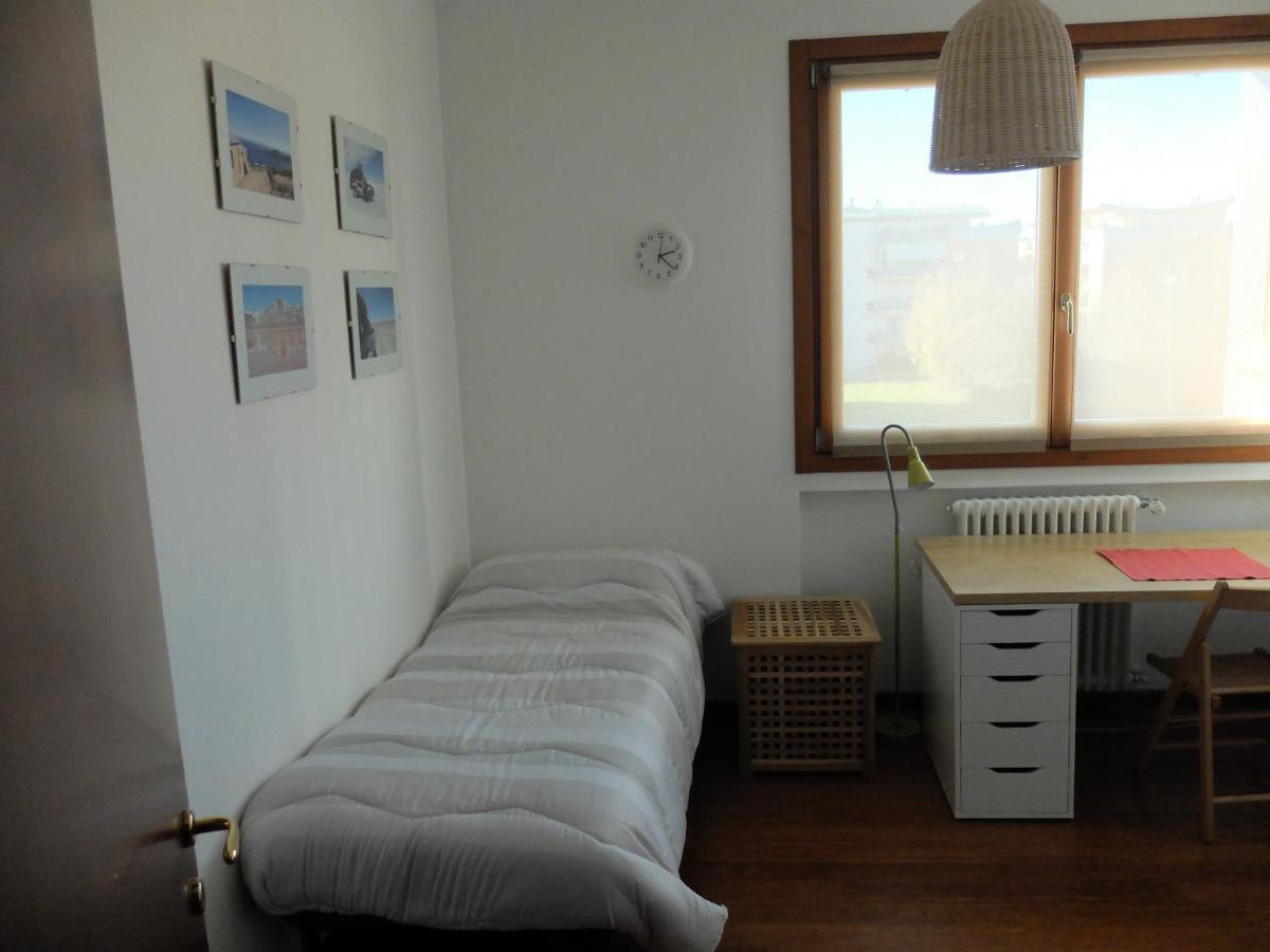 Moderno Trilocale Laura Lägenhet Dalmine Exteriör bild